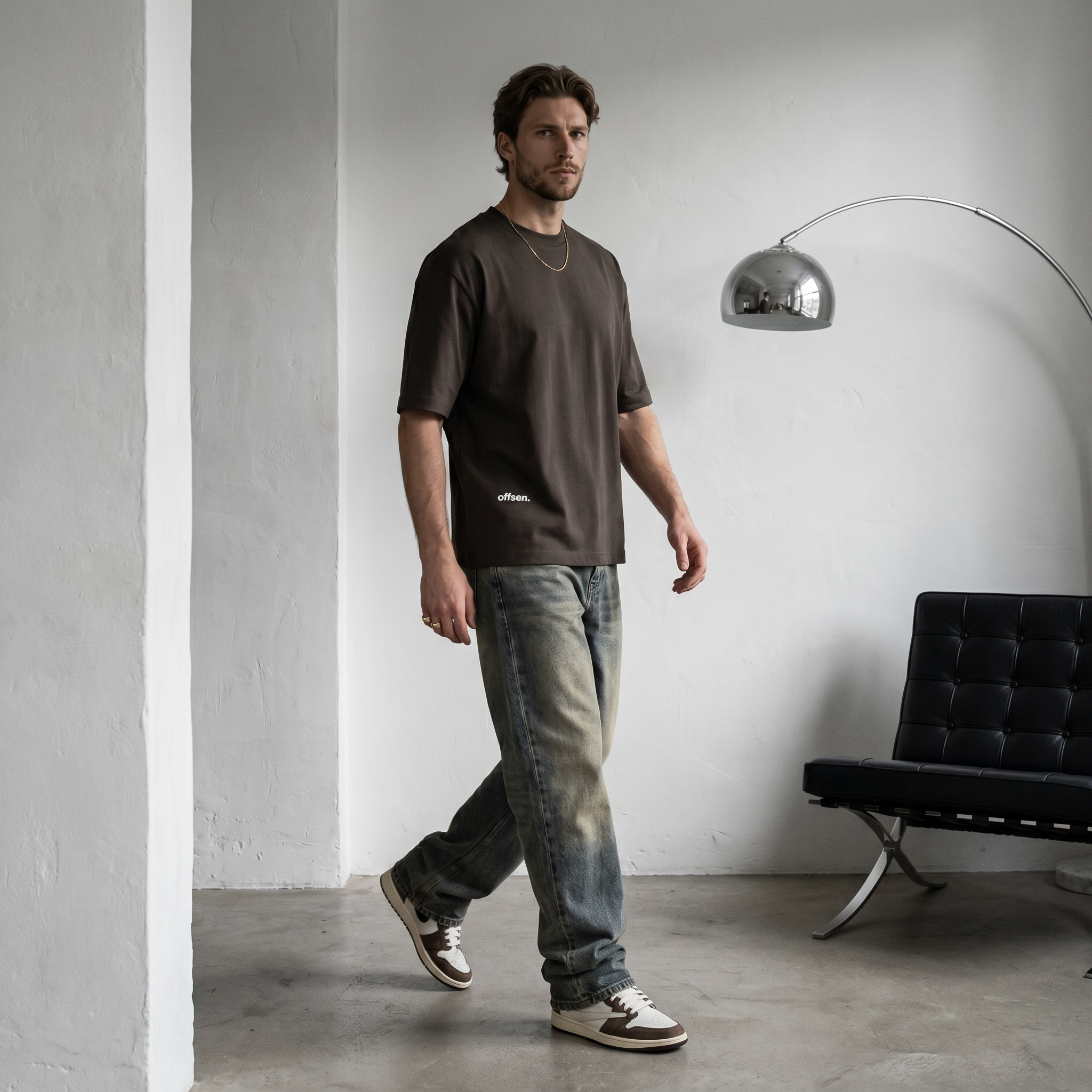 OFFSEN. — Oversized Tee / Brown