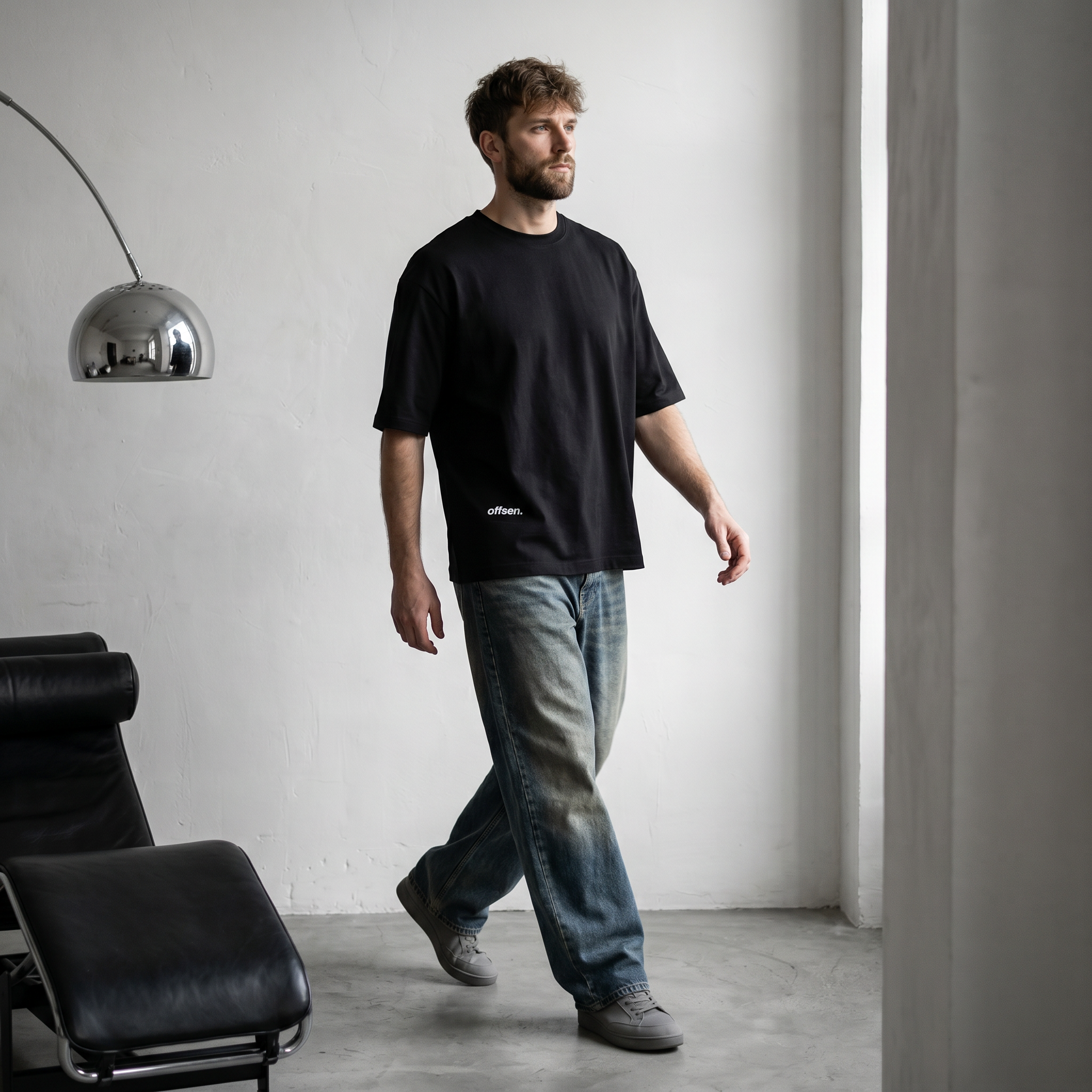 OFFSEN. — Oversized Tee / Black