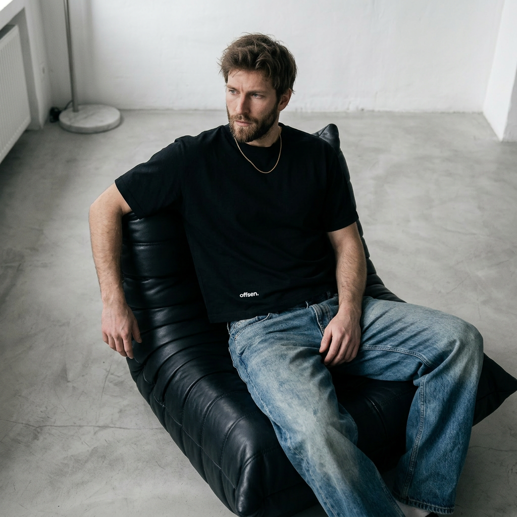 Essential Boxy Tee / Black